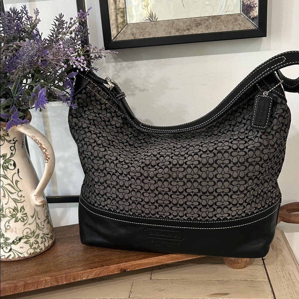 Coach Black Signature Canvas Hobo with Leather Trim - Picture 6 of 6